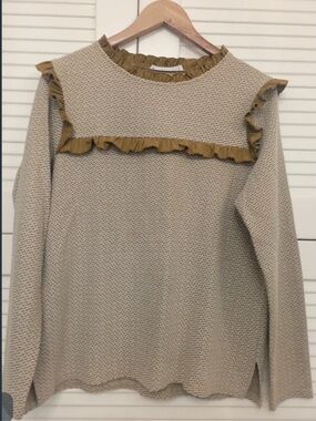 Sfera Basics ruffle knit long sleeve